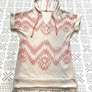 SOUTHWESTERN CUFF SLEEVE HOODED TOP